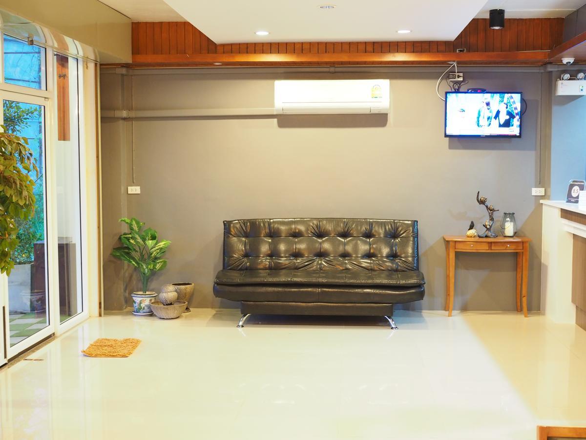 Hostel A Nighttime Krabi Zewnętrze zdjęcie