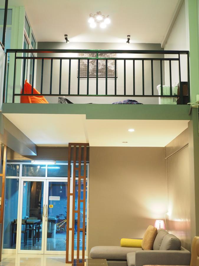 Hostel A Nighttime Krabi Zewnętrze zdjęcie