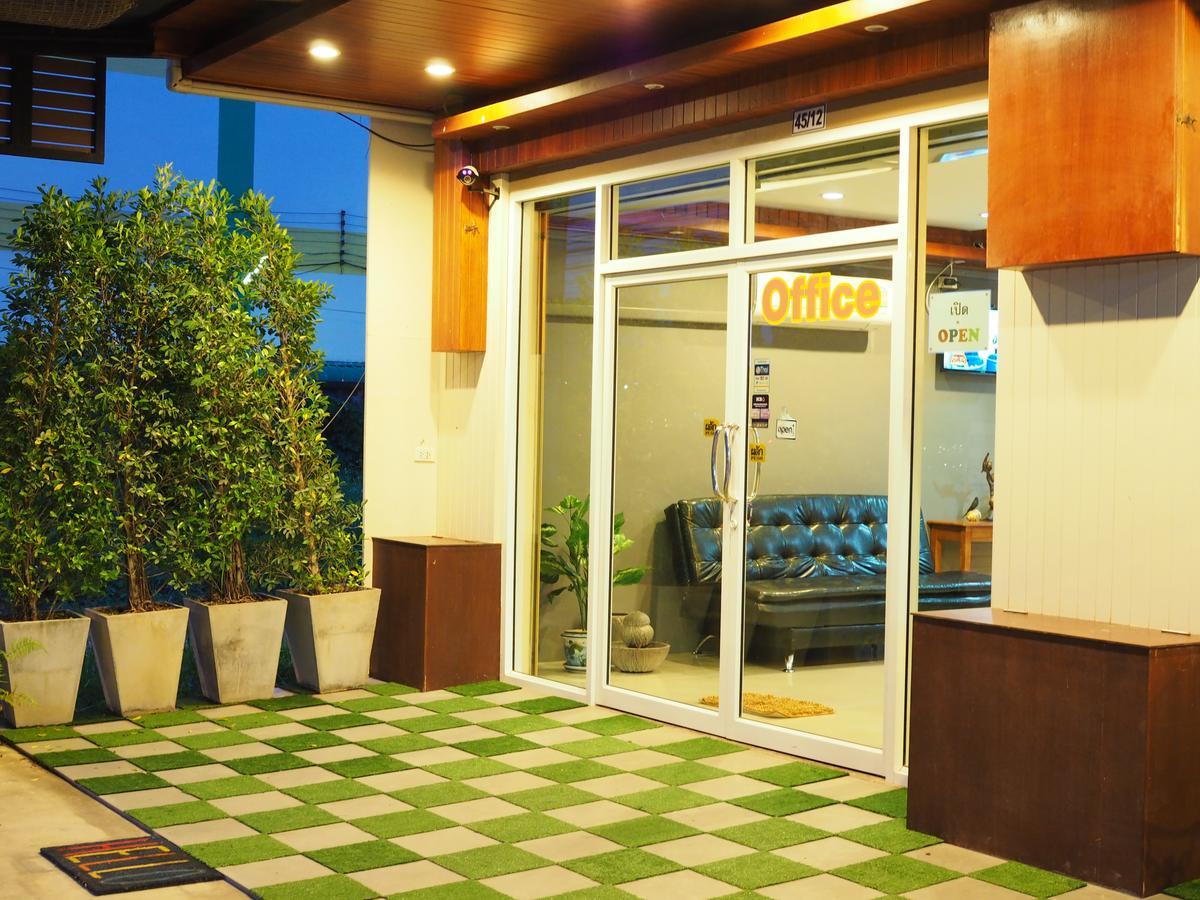 Hostel A Nighttime Krabi Zewnętrze zdjęcie